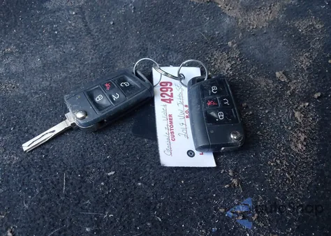 2019 Volkswagen Jetta 1.4T R-Line/1.4T S/1.4T Se from USA, damaged, VIN 3VWC57BU5KM148665